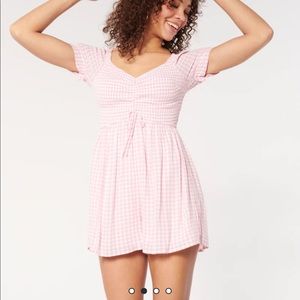 Hollister SMOCKED CRINKLE SHORT ROMPER